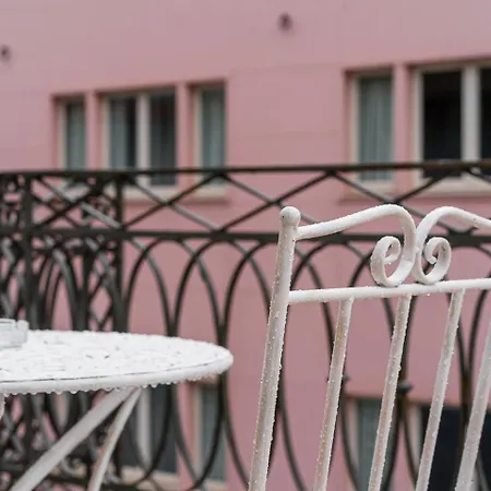 Guestready - Charming Tree Apartman Porto